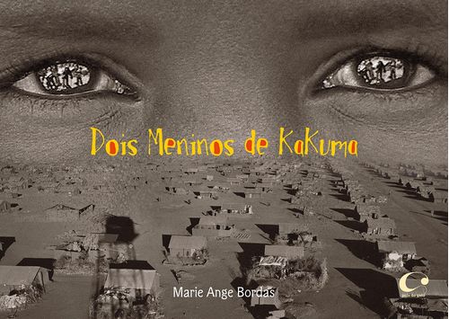 Dois meninos de Kakuma